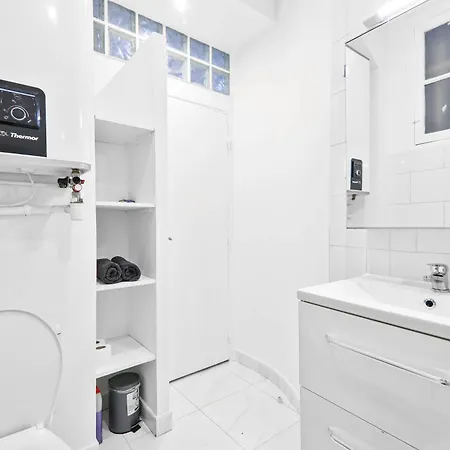 Apartmán A Stopover In Oberkampf