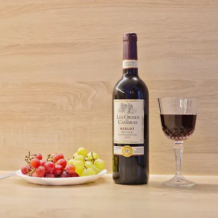 A Stopover In Oberkampf